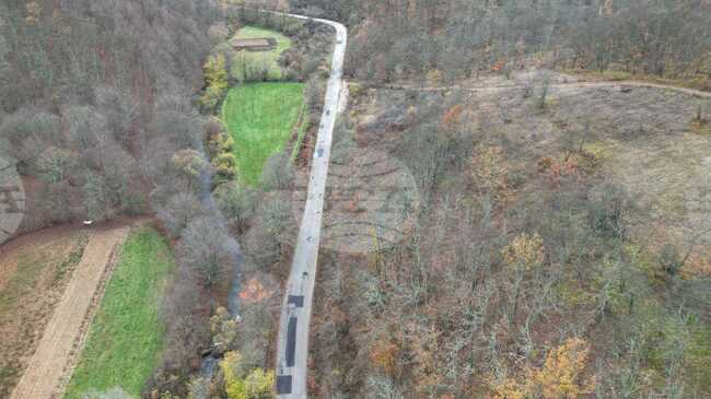 Община Котел извърши частичен ремонт на пътя към село Нейково