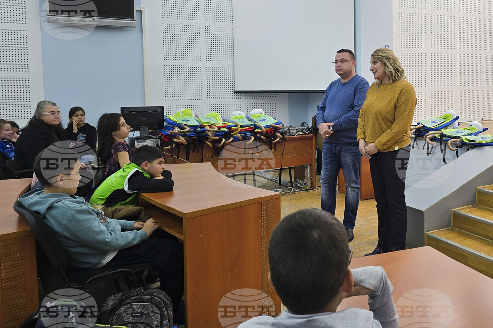 Свищов - награждаване - дете с добро сърце