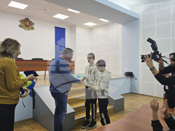 Свищов - награждаване - дете с добро сърце