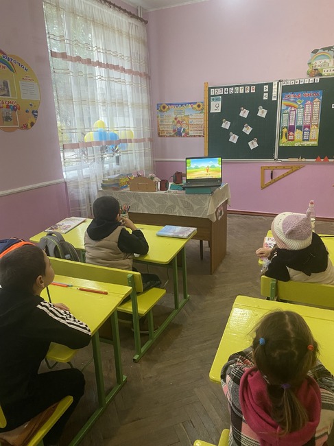 Урок за емоционална грамотност се състоя в Ореховския лицей „Александър Павлов Малинов“ в Украйна