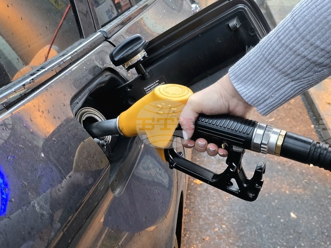 No Queues Yet as Serbia Nears Fuel-Supply Crisis