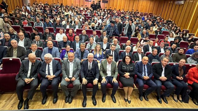 Момчилград събра приятели и легенди на спорта в чест на Наим Сюлейманоглу