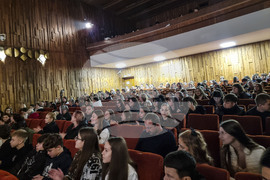 Ямбол - концерт-спектакъл - празник на Езиковата гимназия