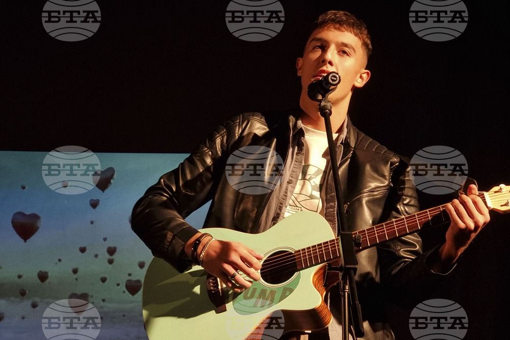 Ямбол - концерт-спектакъл - празник на Езиковата гимназия