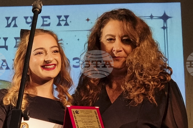 Ямбол - концерт-спектакъл - празник на Езиковата гимназия