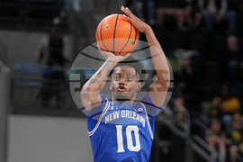 NCAA Gambling Hunter Basketball