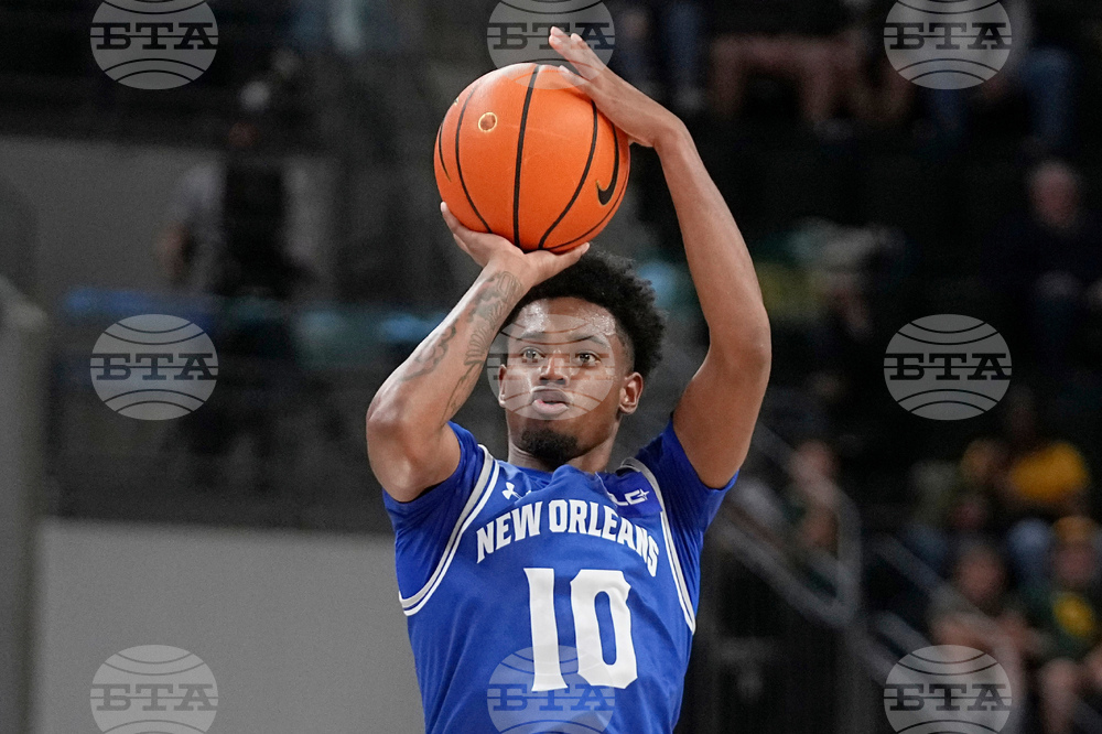 NCAA Gambling Hunter Basketball