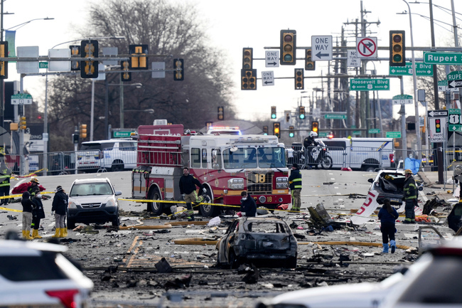 Philadelphia Small Plane Crash