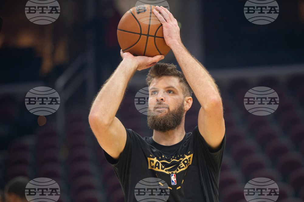 Bucks Cavaliers Basketball