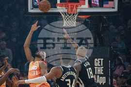 Bucks Cavaliers Basketball