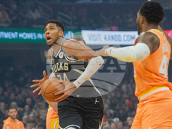 Bucks Cavaliers Basketball