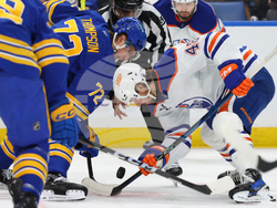 Oilers Sabres Hockey