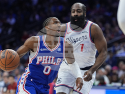 Clippers 76ers Basketball