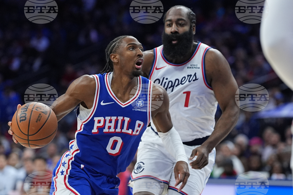 Clippers 76ers Basketball