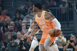 Bucks Cavaliers Basketball