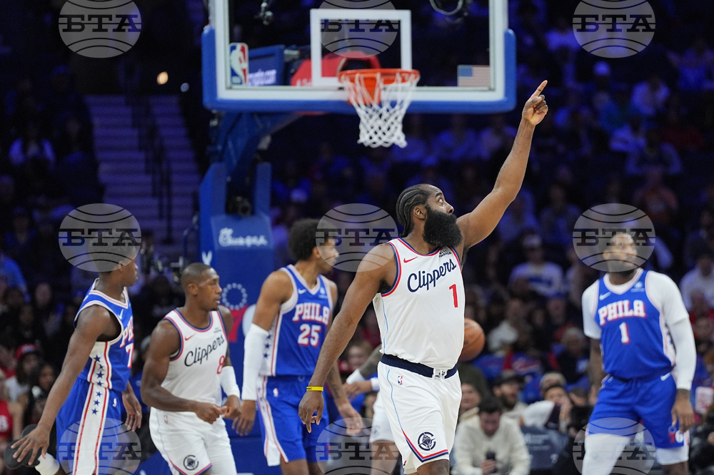 Clippers 76ers Basketball