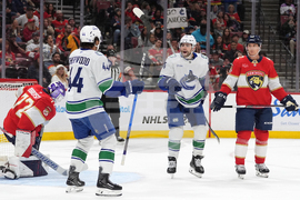 Canucks Panthers Hockey