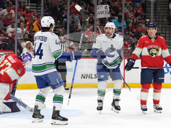 Canucks Panthers Hockey