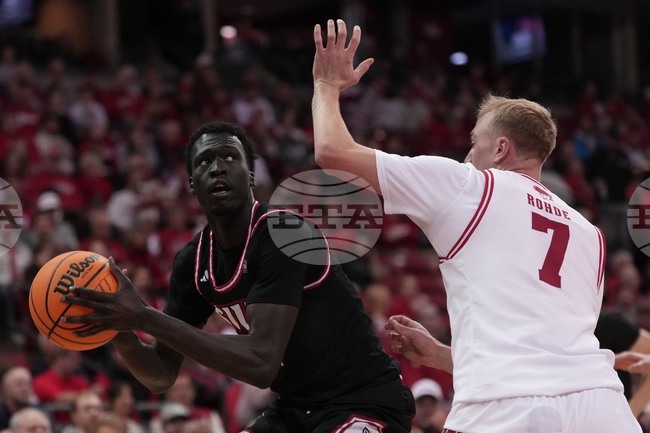 SIUE Wisconsin Basketball