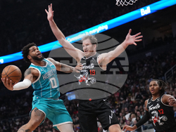 Raptors Hornets Basketball