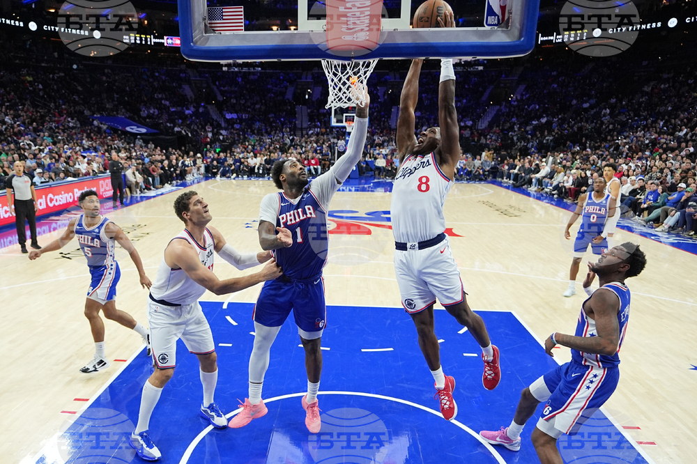 Clippers 76ers Basketball