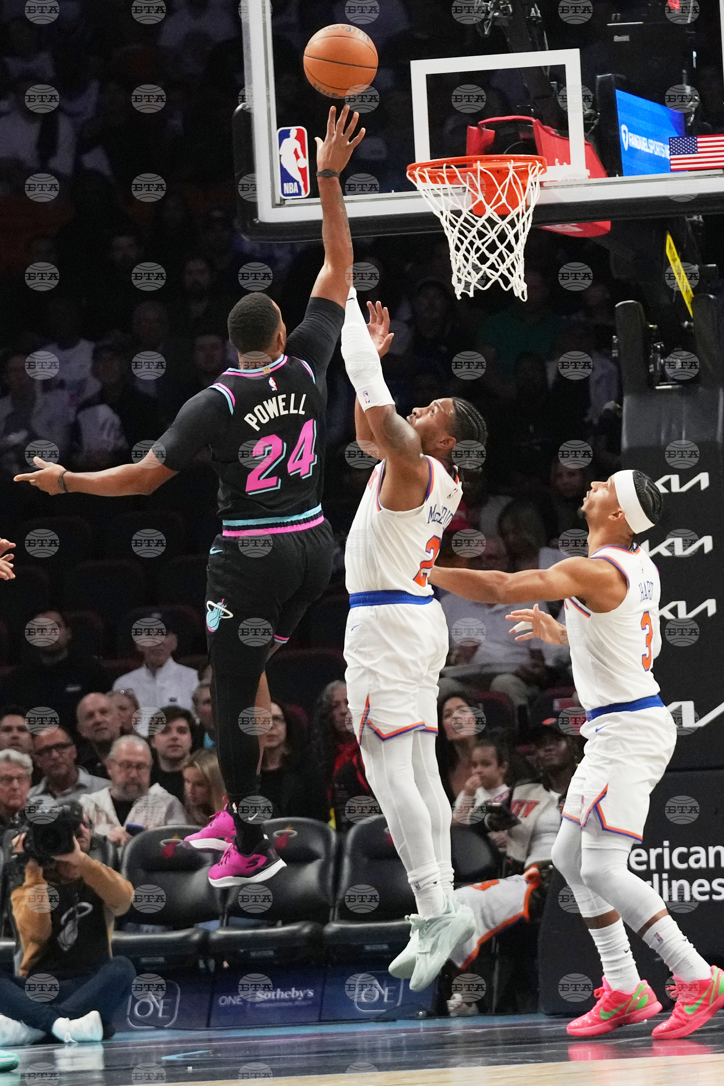 Knicks Heat Basketball