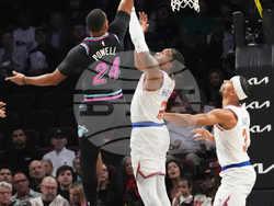 Knicks Heat Basketball