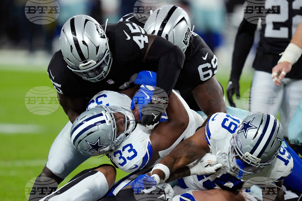 Cowboys Raiders Football