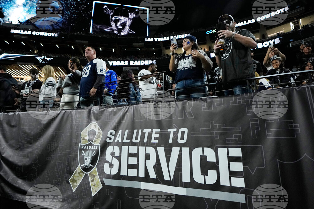 Cowboys Raiders Football