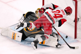 Hurricanes Bruins Hockey