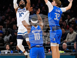 Mavericks Timberwolves Basketball