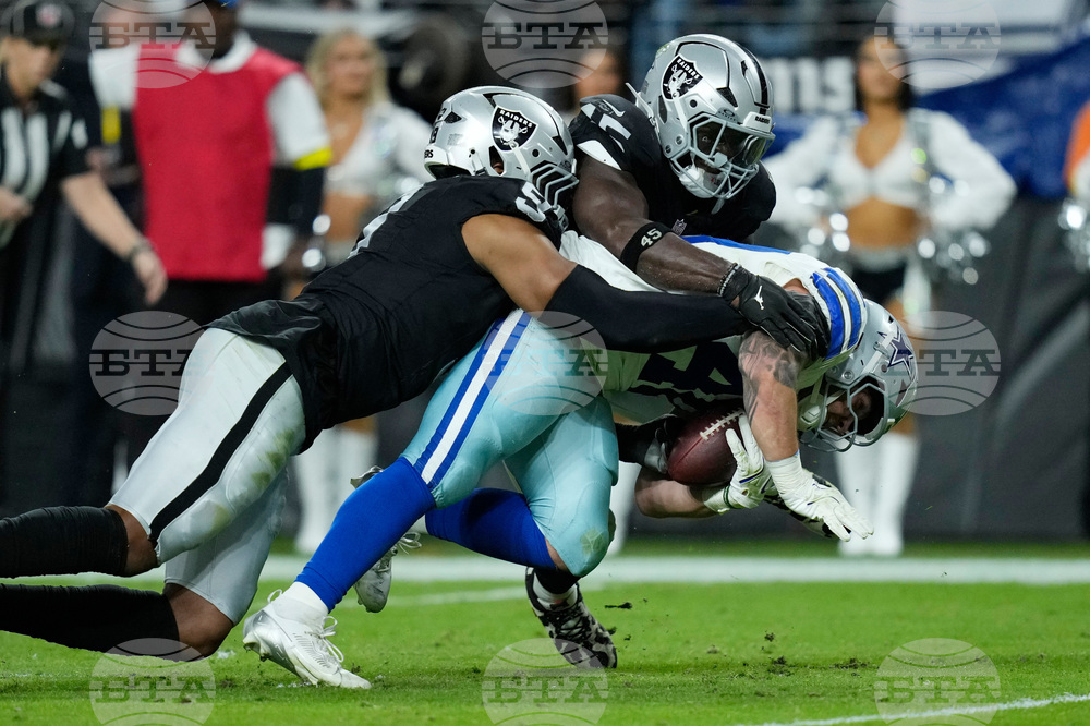 Cowboys Raiders Football