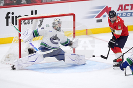 Canucks Panthers Hockey