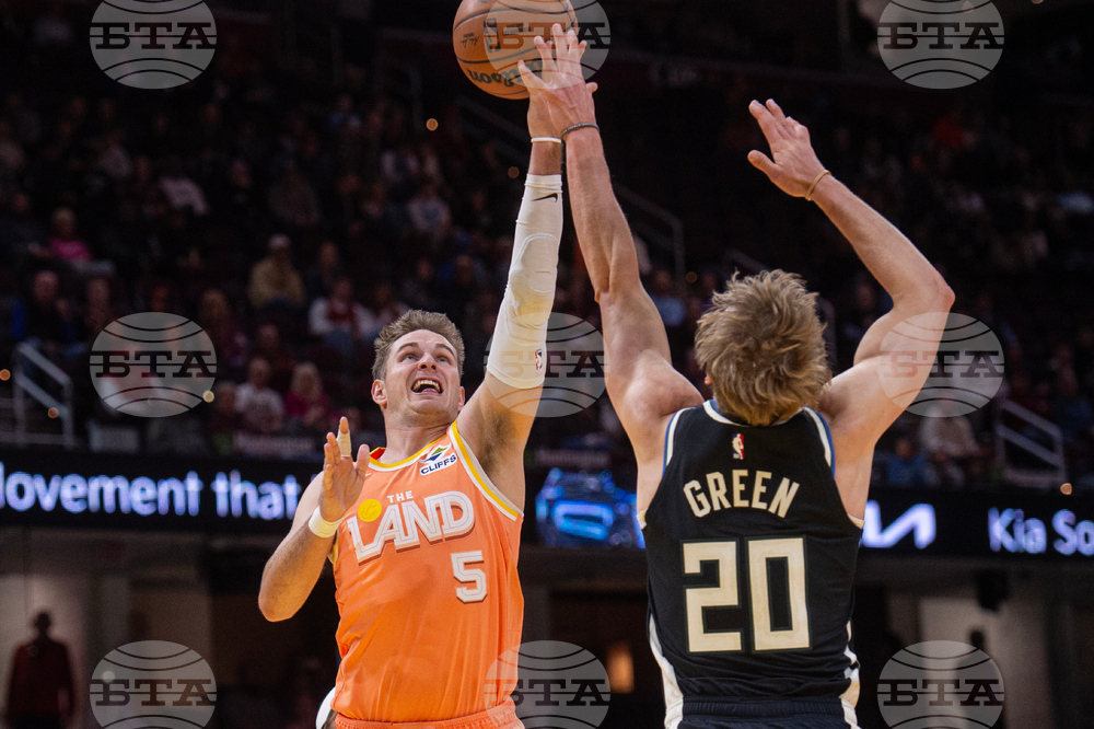 Bucks Cavaliers Basketball