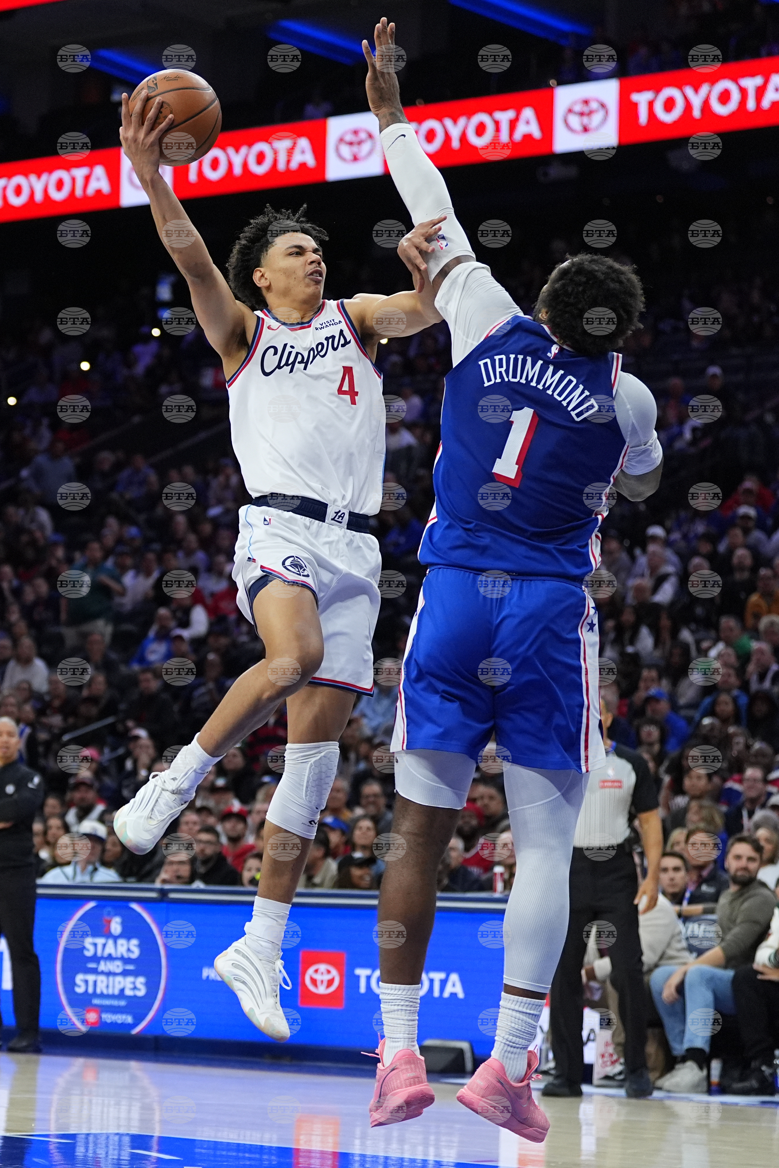 Clippers 76ers Basketball