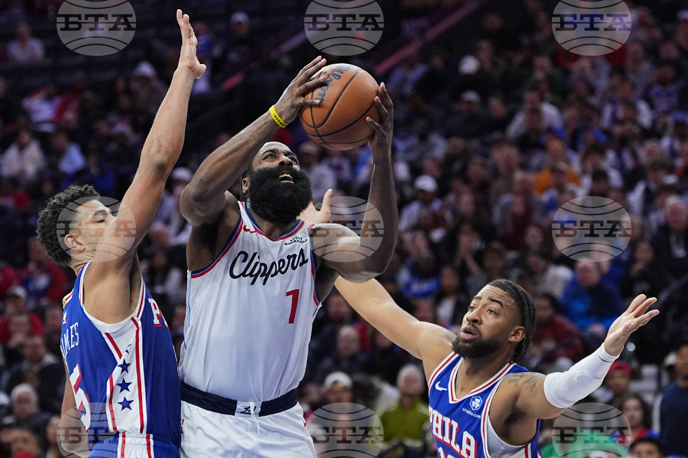 Clippers 76ers Basketball