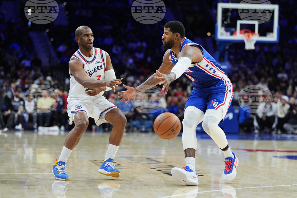 Clippers 76ers Basketball