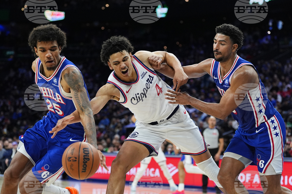 Clippers 76ers Basketball