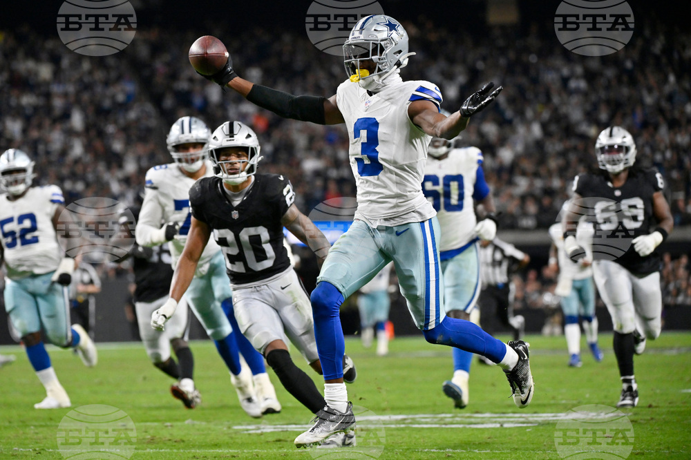 Cowboys Raiders Football