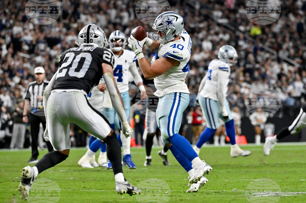 Cowboys Raiders Football