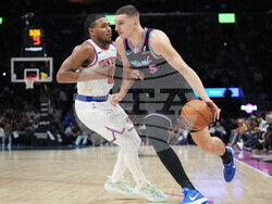 Knicks Heat Basketball