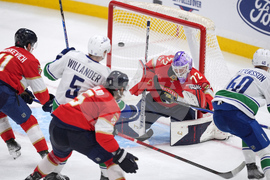 Canucks Panthers Hockey