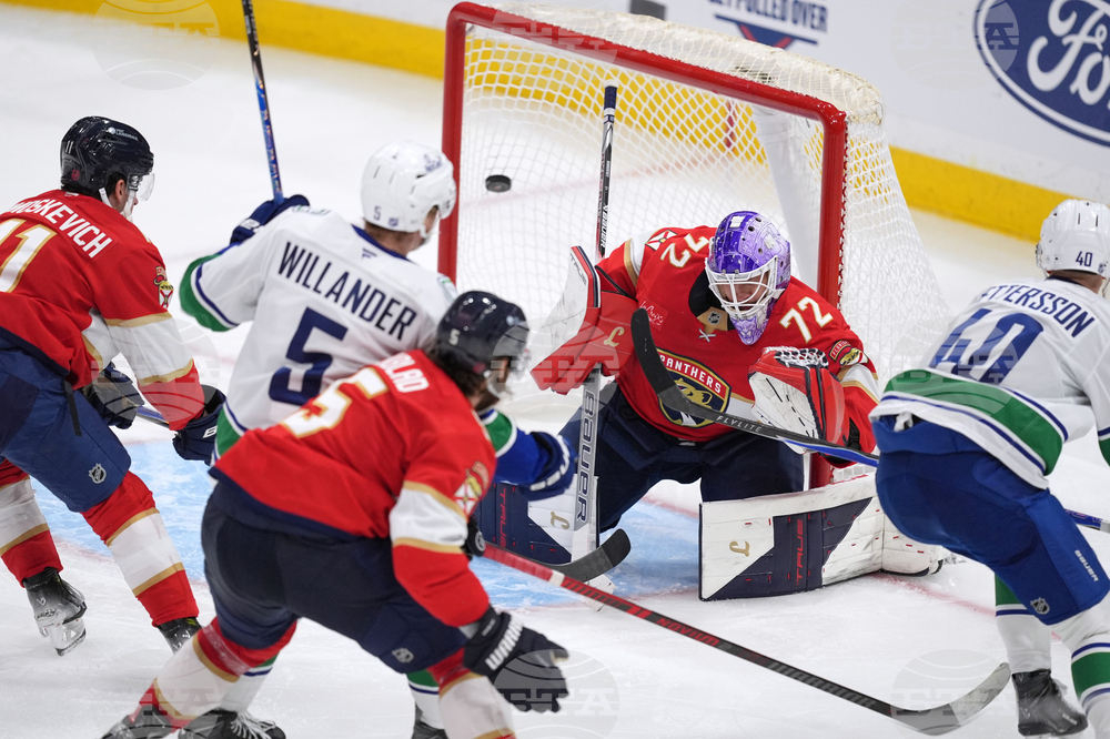 Canucks Panthers Hockey