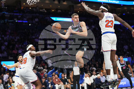 Knicks Heat Basketball