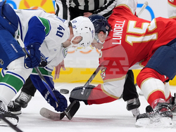 Canucks Panthers Hockey