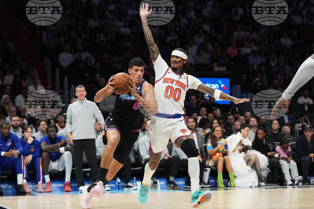 Knicks Heat Basketball