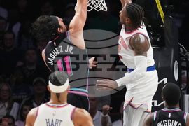 Knicks Heat Basketball