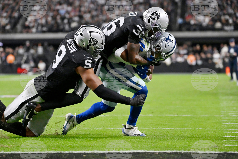 Cowboys Raiders Football