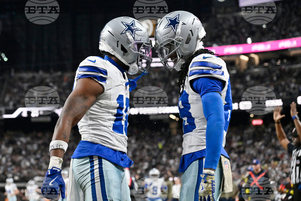 Cowboys Raiders Football