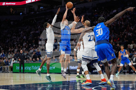 Mavericks Timberwolves Basketball